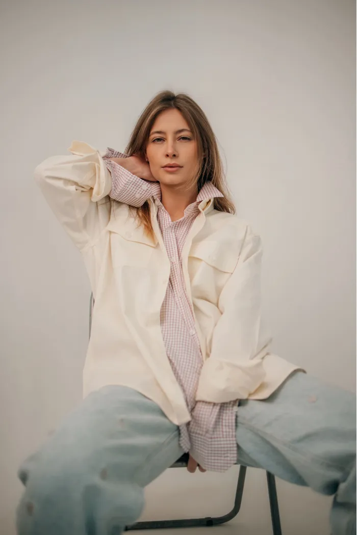 CAMISA REGULAR BOLSO DUPLO