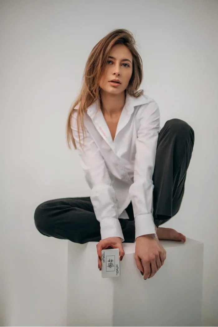 CAMISA  REGULAR  ALGODÃO  EGÍPCIO  FEMININA