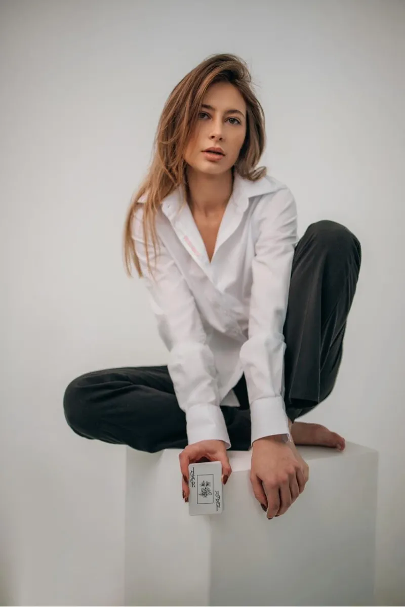 CAMISA  REGULAR  ALGODÃO  EGÍPCIO  FEMININA