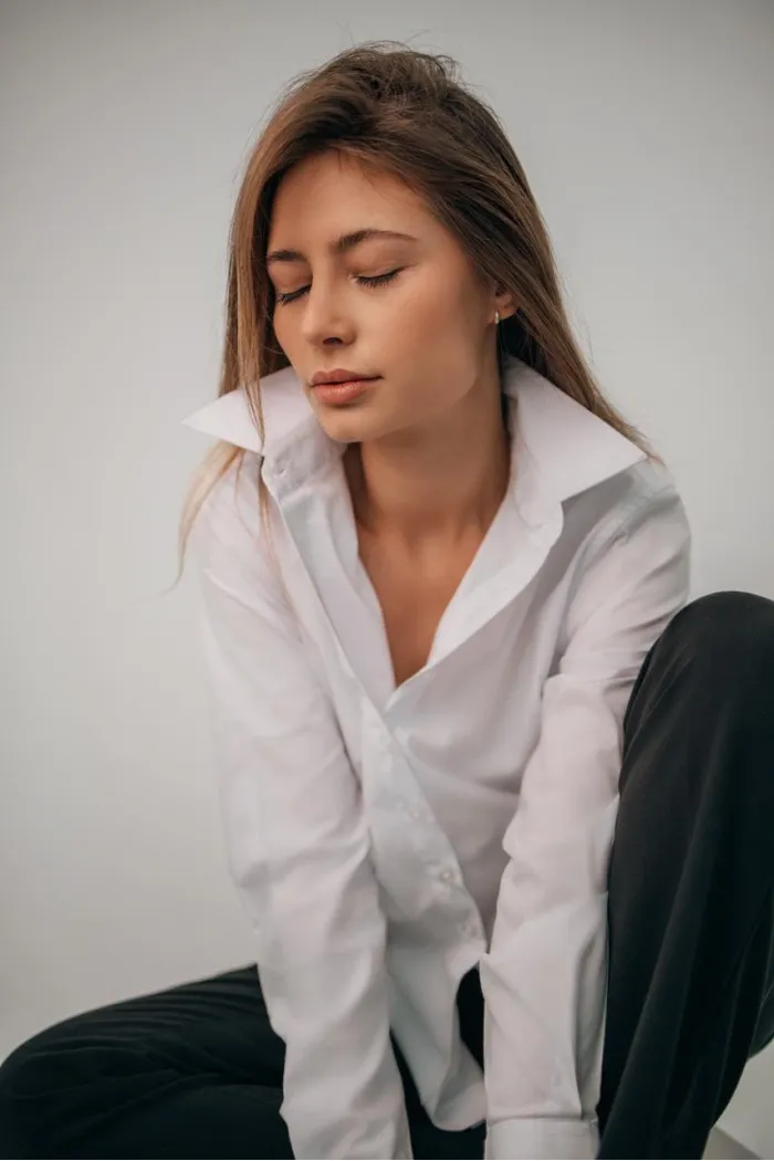 CAMISA  REGULAR  ALGODÃO  EGÍPCIO  FEMININA